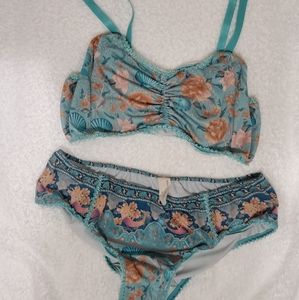 SPELL & T THE GYPSY COLLECTIVE Bralette &Bloomers